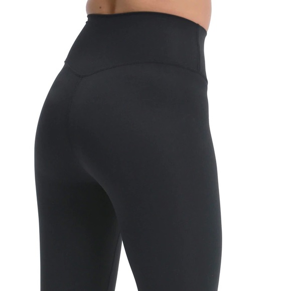 Nepoagym 28” Rhythm Black No Front Seam Curved Glute Seam Leggings - Picture 2 of 6
